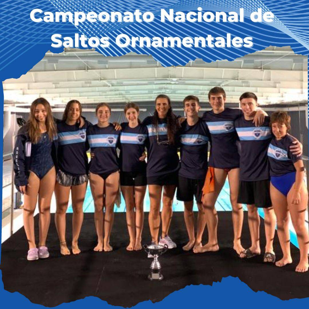 equipo del club atlantis campeón nacional de clavados 2023